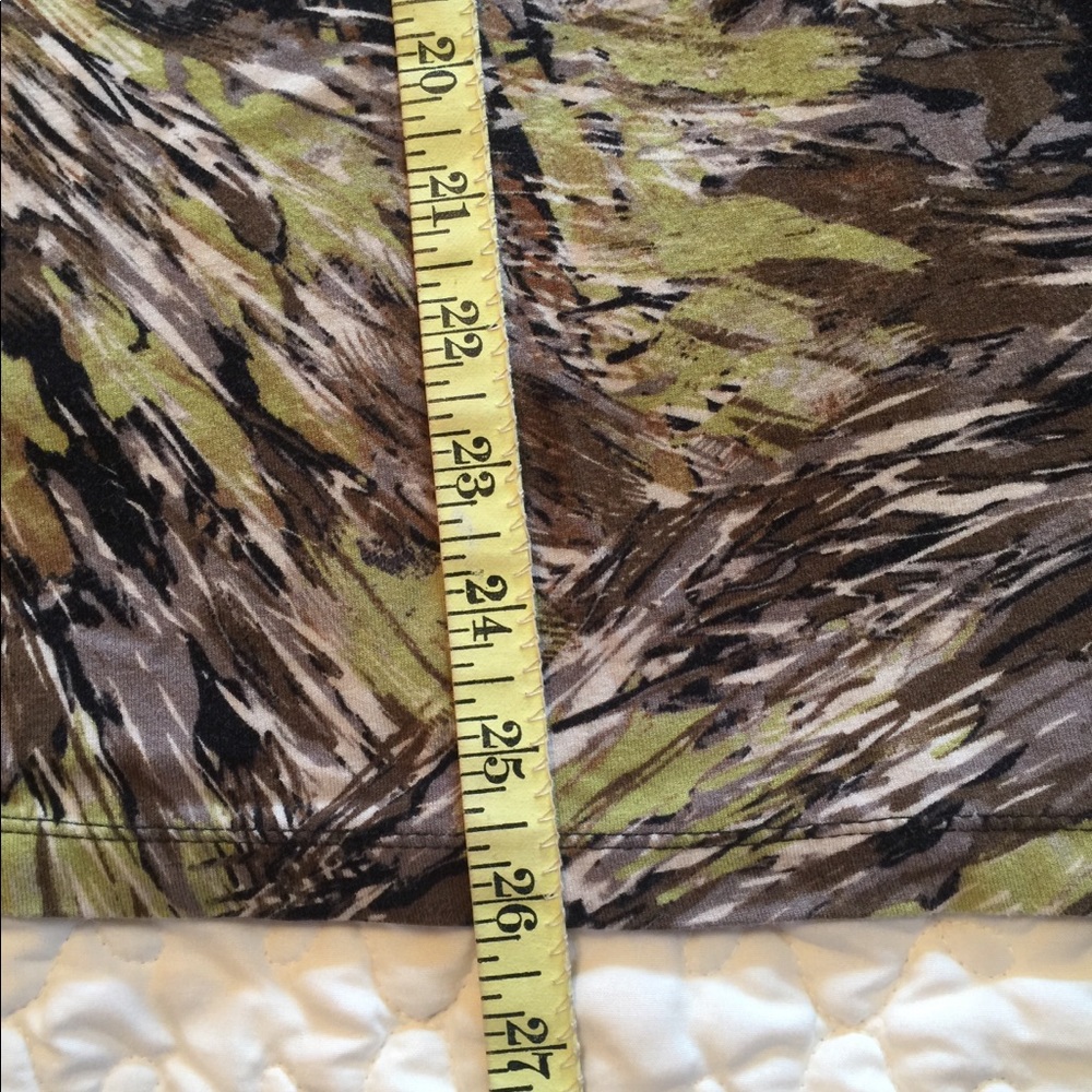 Ruby Rd. Plus-Size Asymmetrical Tunic Top - Picture 5 of 5